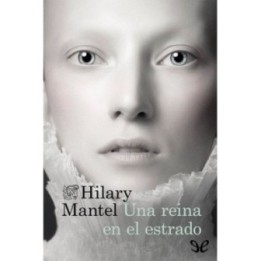 Una reina en el estrado